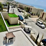 Elite With Pool, Coast Villa