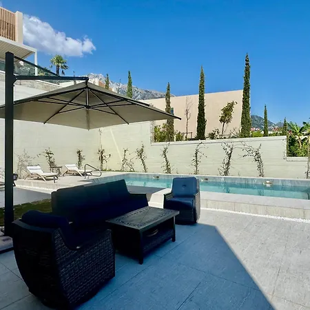 Elite With Pool, Coast *