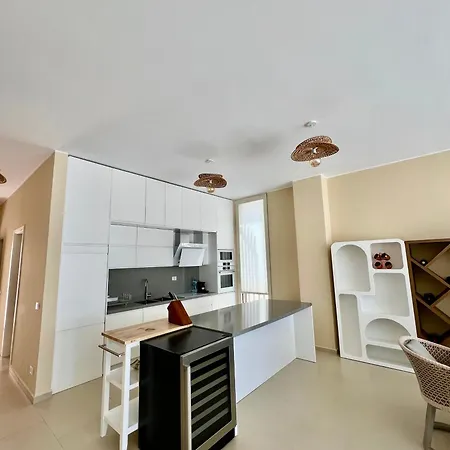 Elite With Pool, Coast فيلة بالاسي